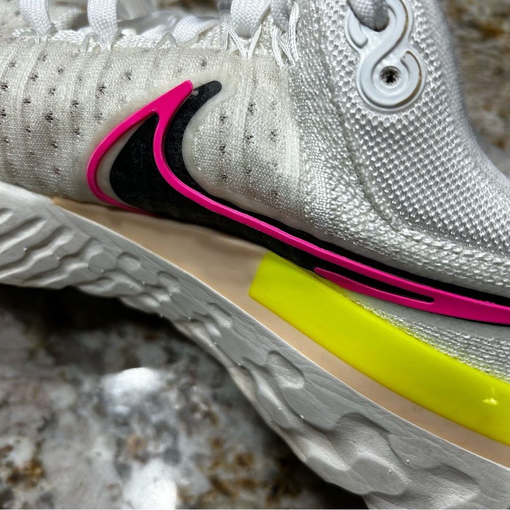Nike React Infinity Run Flynit 2 White Mens Size 9.5 DJ5395-100 - Picture 10 of 11